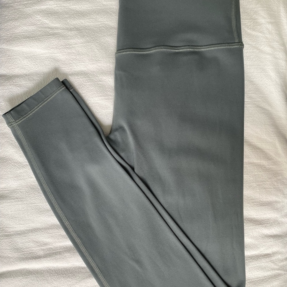 Athleta ultra high rise 7/8 legging
